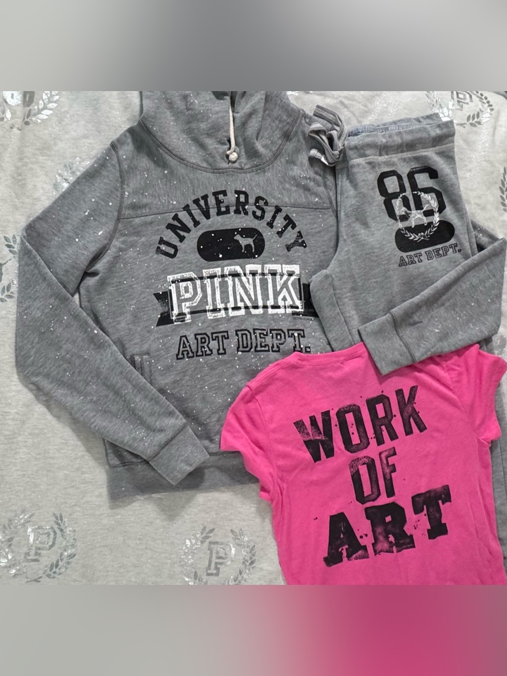 VS PINK VINTAGE ART DEPT SET LARGE